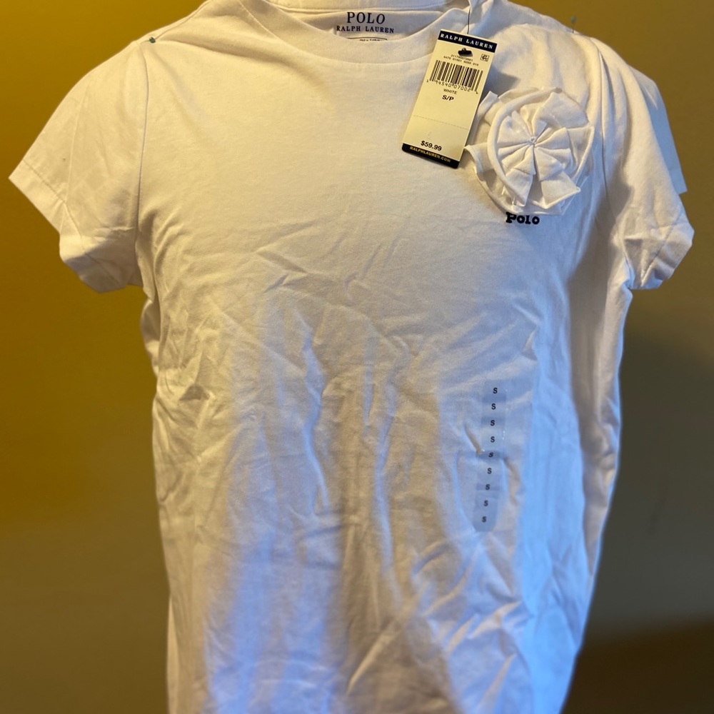 White T-shirt with flower